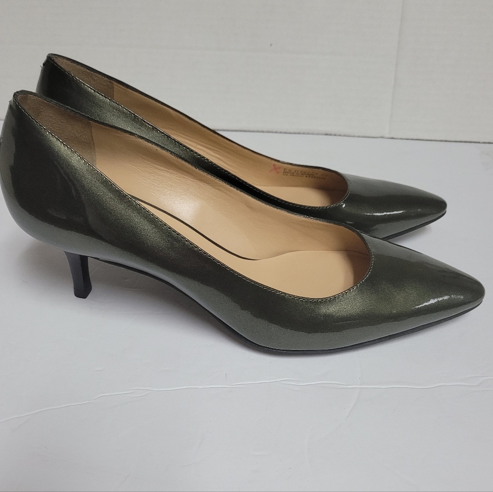 Cole Haan Green Patent Leather Pointed Toe Kitten Heel Pumps 9B